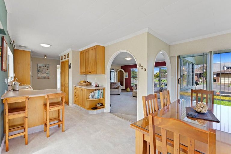 Photo of property in 8 Knights Grove, Otaki, 5512