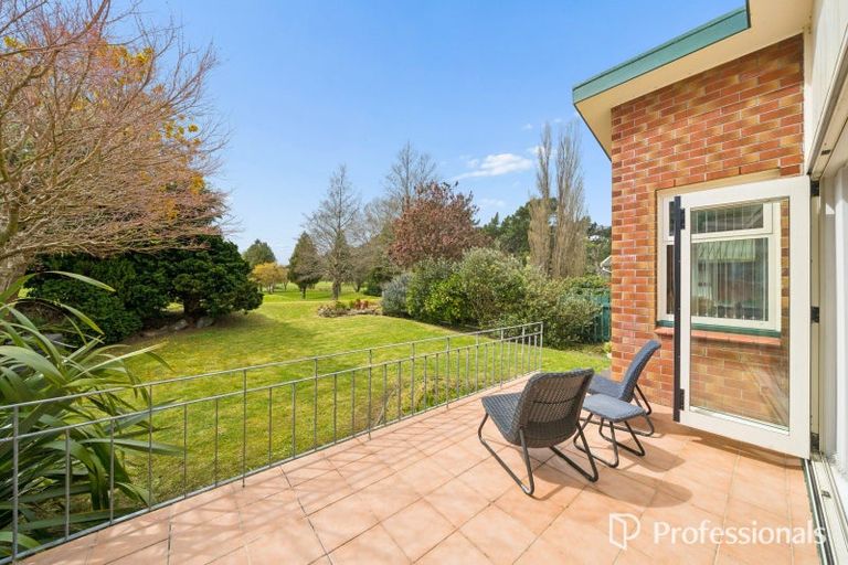 Photo of property in 3 York Avenue, Manor Park, Lower Hutt, 5019