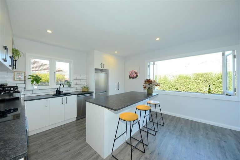 Photo of property in 1/33 Hare Street, Ilam, Christchurch, 8041