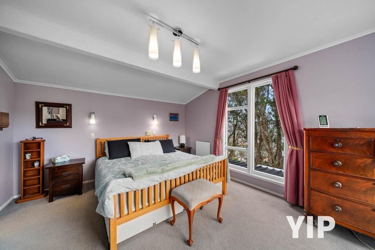Photo of property in 11 Kau Kau Way, Ngaio, Wellington, 6035