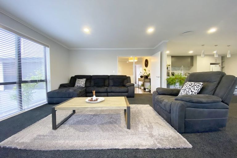 Photo of property in 53 Aroha Street, Pegasus, 7612