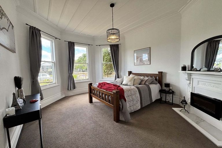 Photo of property in 10a Hereford Street, West End, Palmerston North, 4410