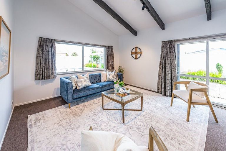 Photo of property in 8 Akepiro Place, Tawhero, Whanganui, 4501