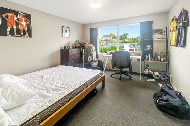 Photo of property in 9 Field Terrace, Upper Riccarton, Christchurch, 8041