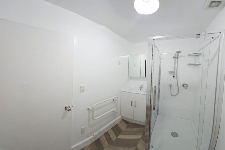 Photo of property in 4/5 Hopper Street, Mount Cook, Wellington, 6011