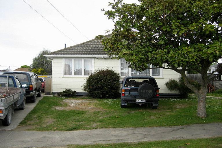 Photo of property in 6 Aldgate Street, Redwood, Christchurch, 8051