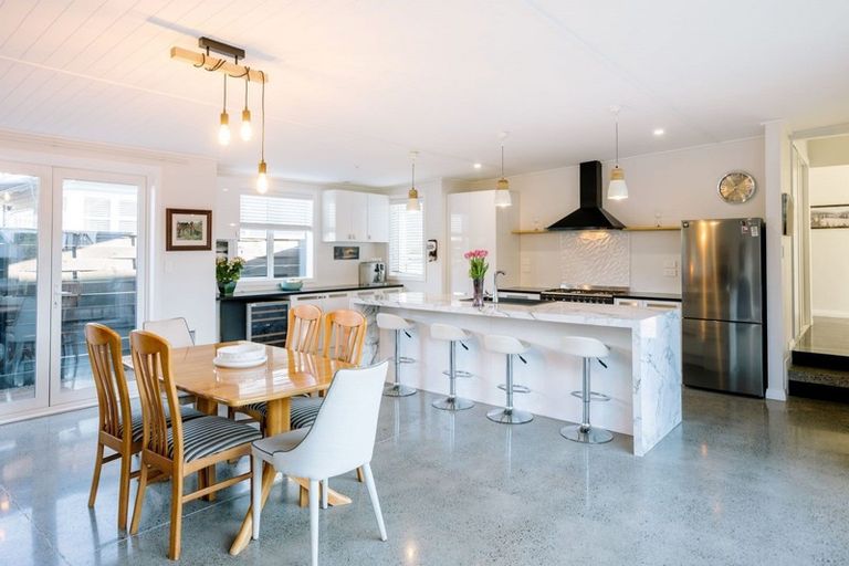 Photo of property in 9 Jellicoe Drive, Hamilton East, Hamilton, 3216