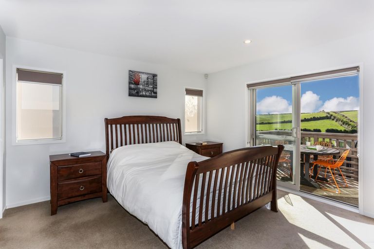 Photo of property in 64 Isabella Drive, Pukekohe, 2120