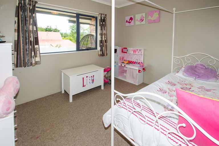 Photo of property in 4 Paterson Road, Mosgiel, 9092