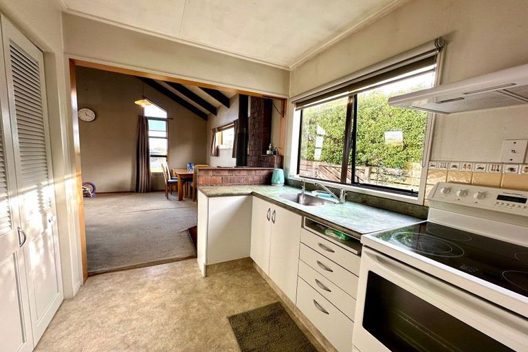 Photo of property in 22 Mcneil Street, Balclutha, 9230