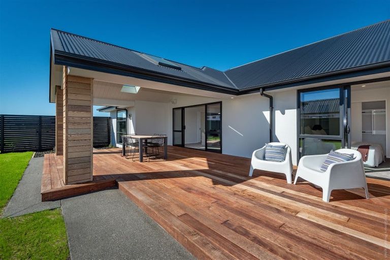 Photo of property in 5 Texel Crescent, West Melton, 7618