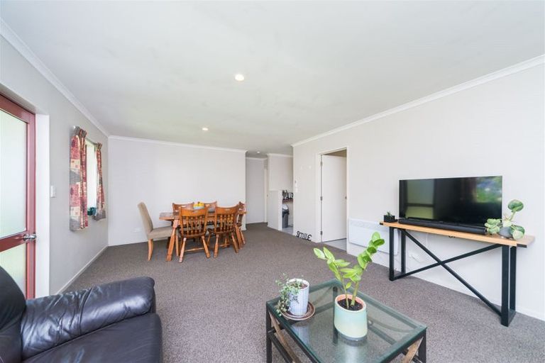 Photo of property in 1-6 Arli Court, Hokowhitu, Palmerston North, 4410
