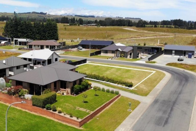 Photo of property in 80 Orbell Crescent, Te Anau, 9679