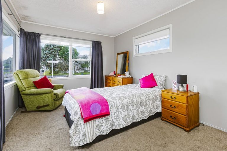 Photo of property in 1/28 Park Estate Road, Rosehill, Papakura, 2113