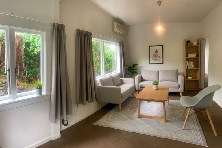 Photo of property in 70 Locking Street, Nelson South, Nelson, 7010