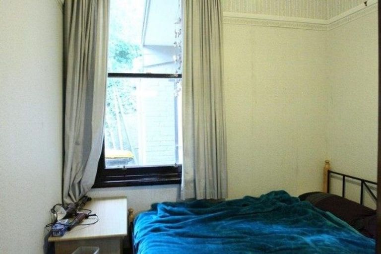 Photo of property in 70 Gladstone Road, Dalmore, Dunedin, 9010