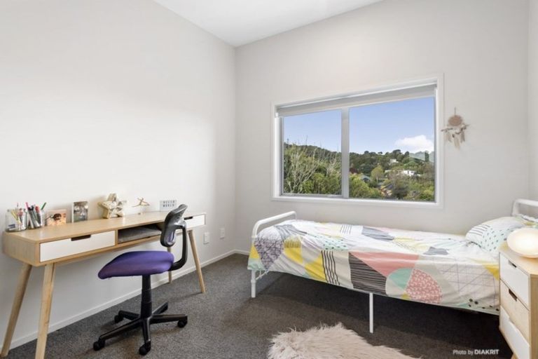 Photo of property in 8a David Crescent, Karori, Wellington, 6012