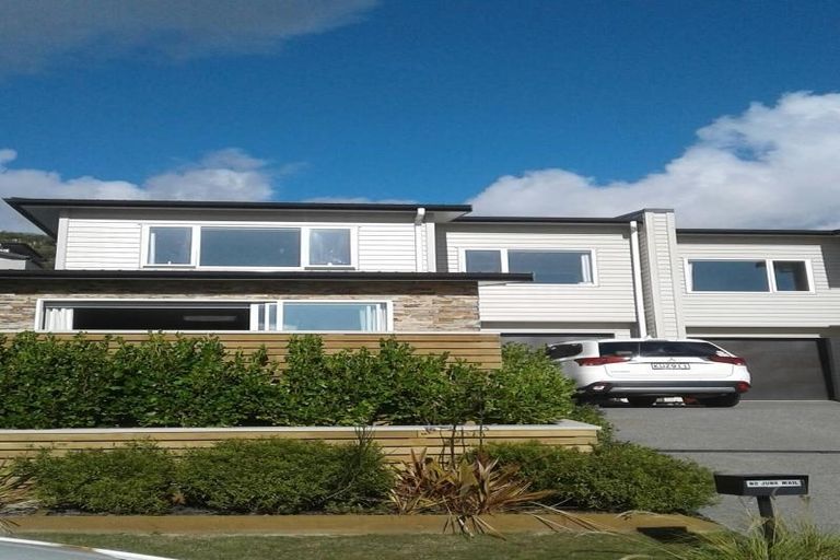 Photo of property in 7a Madeira Close, Whitby, Porirua, 5024