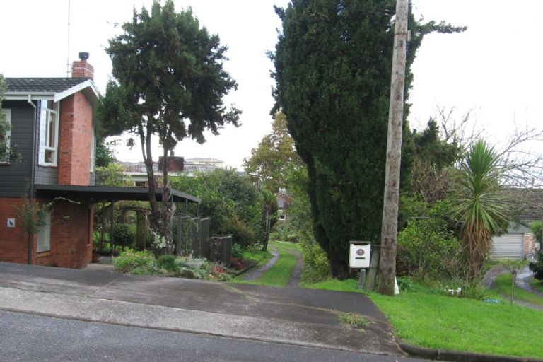Photo of property in 6 Tui Vale Road, Shelly Park, Auckland, 2014