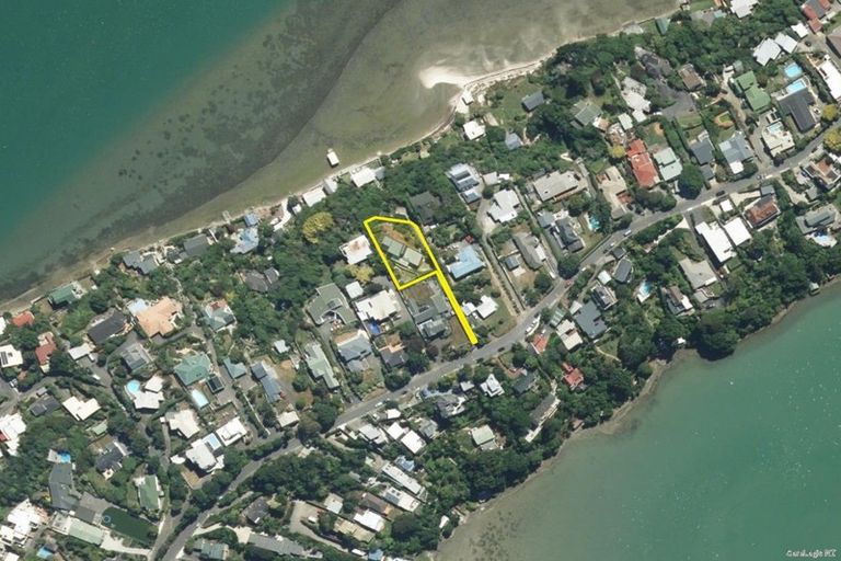 Photo of property in 41 Seaview Road, Paremata, Porirua, 5024