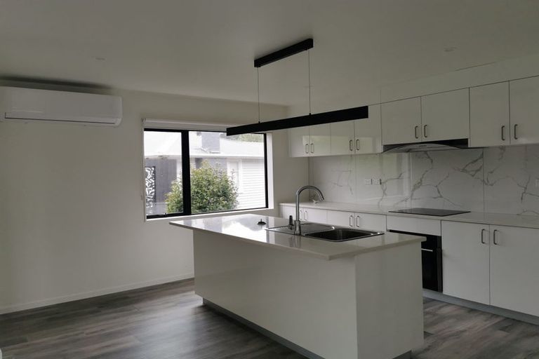 Photo of property in 3 Apple Lane, Henderson, Auckland, 0610