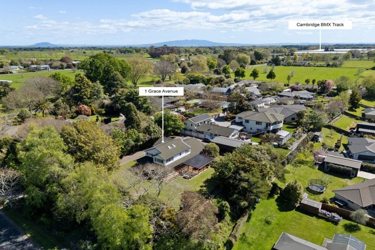 Photo of property in 1 Grace Avenue, Leamington, Cambridge, 3432