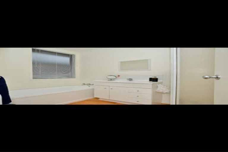 Photo of property in 36 Saxon Woods Drive, Rototuna North, Hamilton, 3210