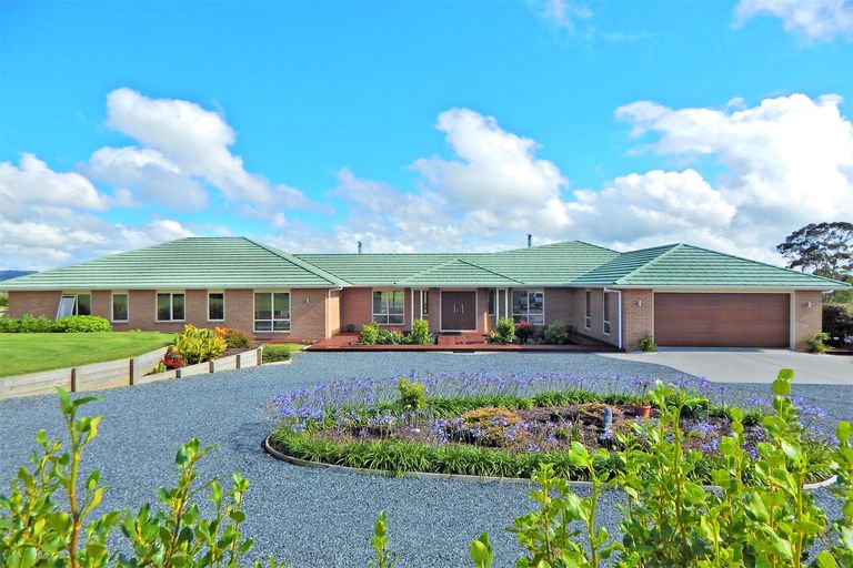 Photo of property in 415 Te Ahu Ahu Road, Waimate North, Kaikohe, 0472