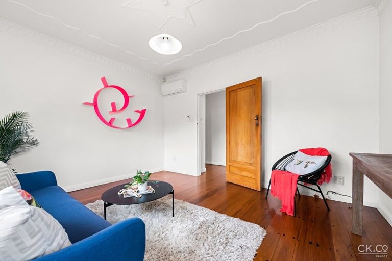 Photo of property in 42 Beaumont Avenue, Alicetown, Lower Hutt, 5010