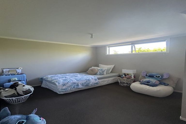 Photo of property in 33 Aparima Avenue, Miramar, Wellington, 6022
