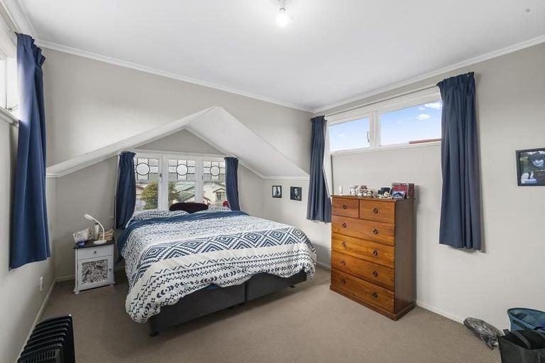 Photo of property in 35 Plunket Avenue, Petone, Lower Hutt, 5012