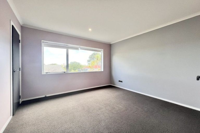 Photo of property in 69 Queens Road, Waikanae Beach, Waikanae, 5036