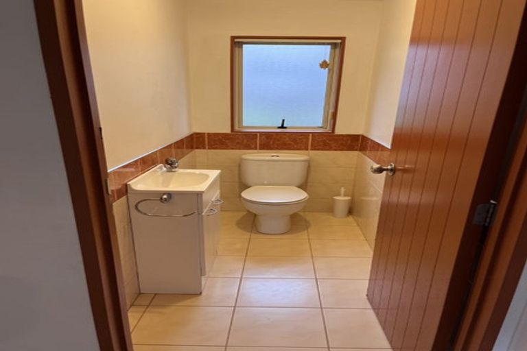 Photo of property in 3 Lake Panorama Drive, Henderson, Auckland, 0612