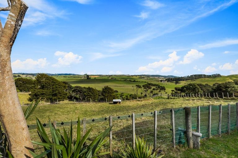 Photo of property in 93 Hamilton Road, Waimauku, 0881