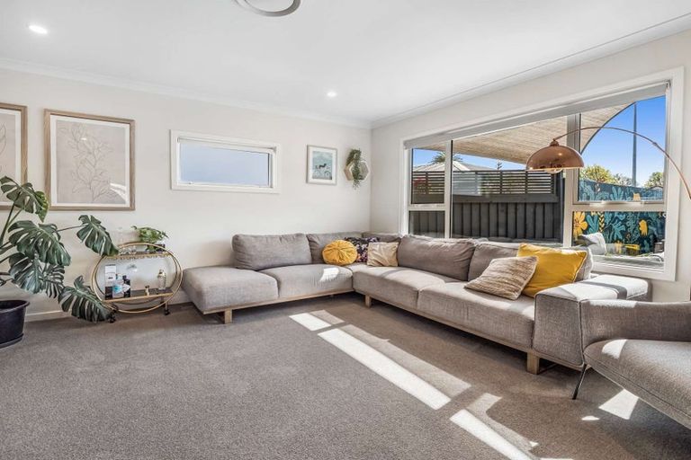 Photo of property in 14 Centaurus Road, Cashmere, Christchurch, 8022