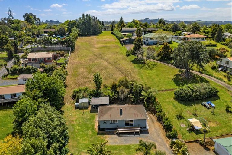 Photo of property in 38 Kemp Road, Kerikeri, 0230