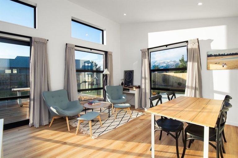 Photo of property in 25 Dingle Street, Lake Hawea, 9382