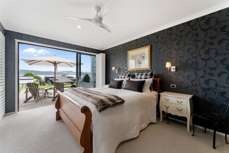 Photo of property in 29 Pukenamu Road, Rainbow Point, Taupo, 3330