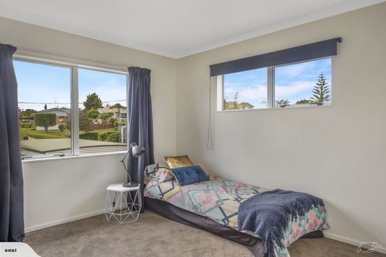 Photo of property in 9a Kingsway Crescent, Forest Lake, Hamilton, 3200