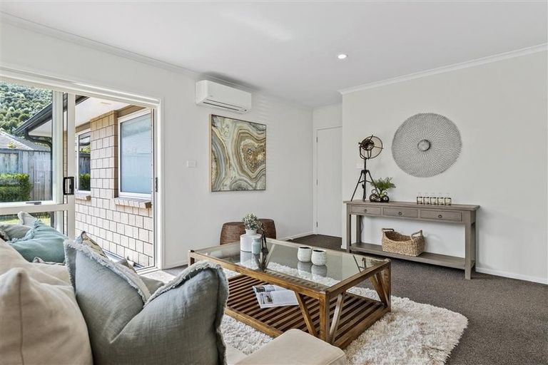 Photo of property in 263 Lakes Boulevard, Pyes Pa, Tauranga, 3112