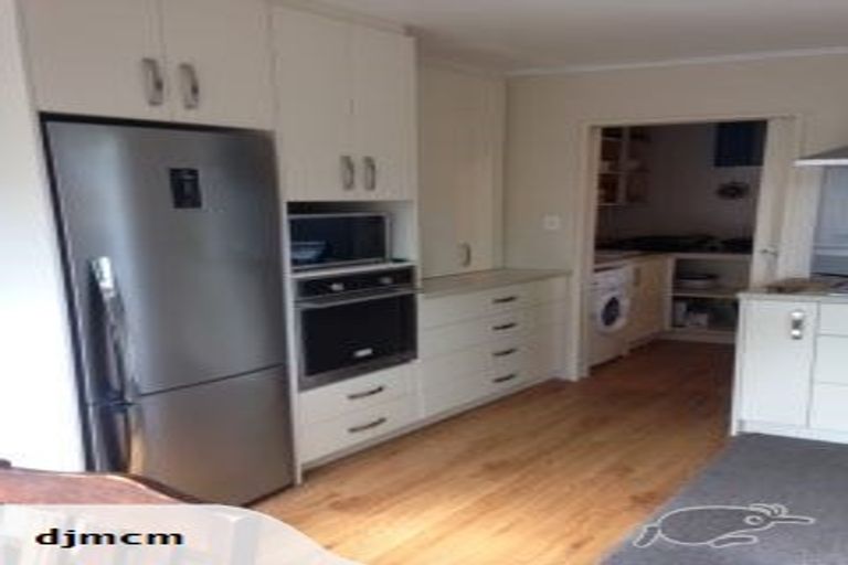 Photo of property in 217b Avonhead Road, Avonhead, Christchurch, 8042