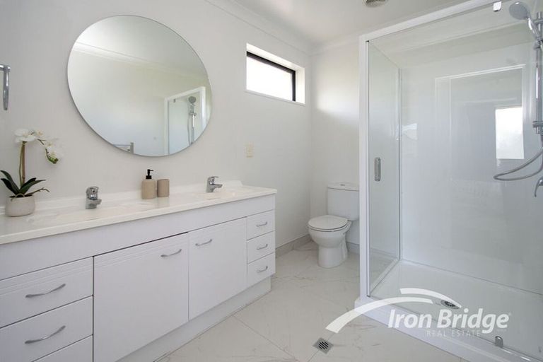 Photo of property in 6 Richard Seddon Drive, Northwood, Christchurch, 8051