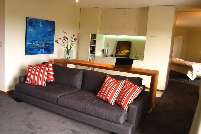 Photo of property in 16 Sherwood Lane, Cashmere, Christchurch, 8022