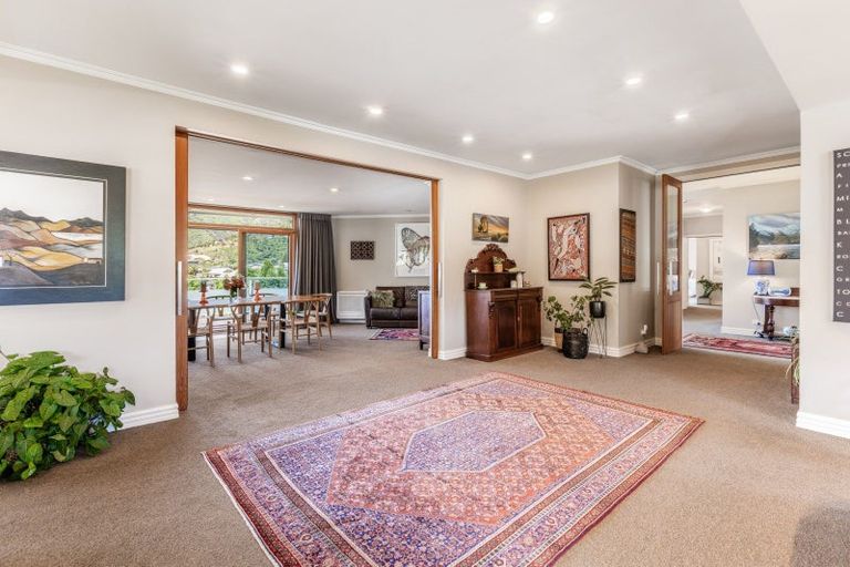 Photo of property in 251b Waikawa Road, Waikawa, Picton, 7220