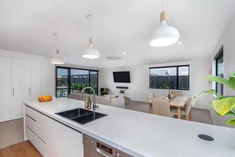 Photo of property in 17 Silverdale Place, Mosgiel, 9024