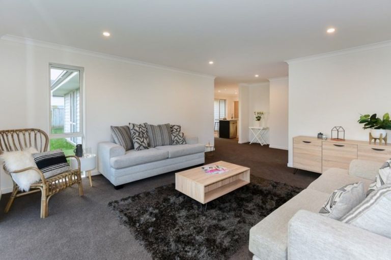 Photo of property in 5 Cressy Place, Darfield, 7510