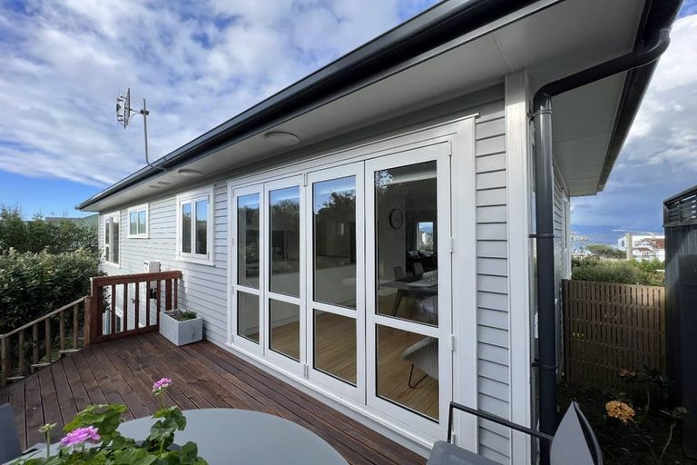 Photo of property in 1 Mandalay Terrace, Khandallah, Wellington, 6035