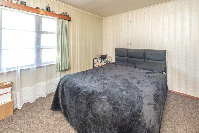 Photo of property in 9 Cornfoot Street, Castlecliff, Whanganui, 4501
