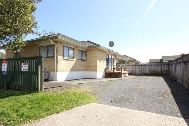 Photo of property in 3 Benton Place, Manurewa, Auckland, 2102
