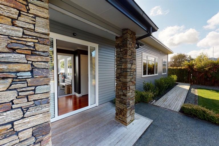 Photo of property in 6 Benn Road, Lake Okareka, Rotorua, 3076